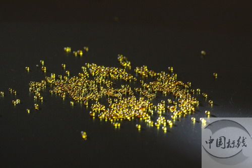 雨湖汽车零部件车间喷砂处理